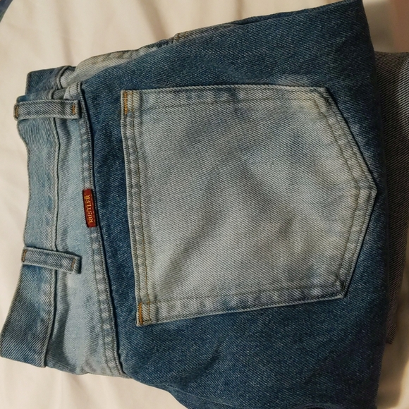 Jeans - Picture 2 of 4